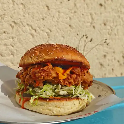 Burger Gochujang chicken